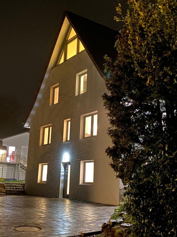 Helle, Grosszuegige Ferienwohnung Fuer 2 - 3 Personen Mit Parkplatz + E-Ladestation In Buchholz, Nordheide Buchholz in der Nordheide Exterior foto